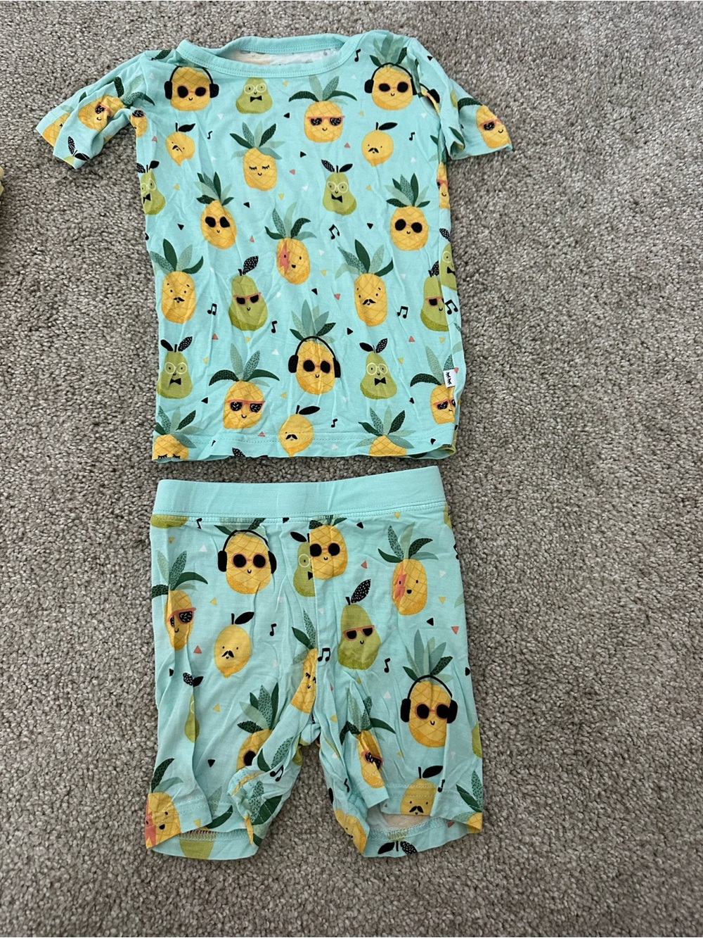 Kids Pineapple Print Pajama Set - Mint Yellow